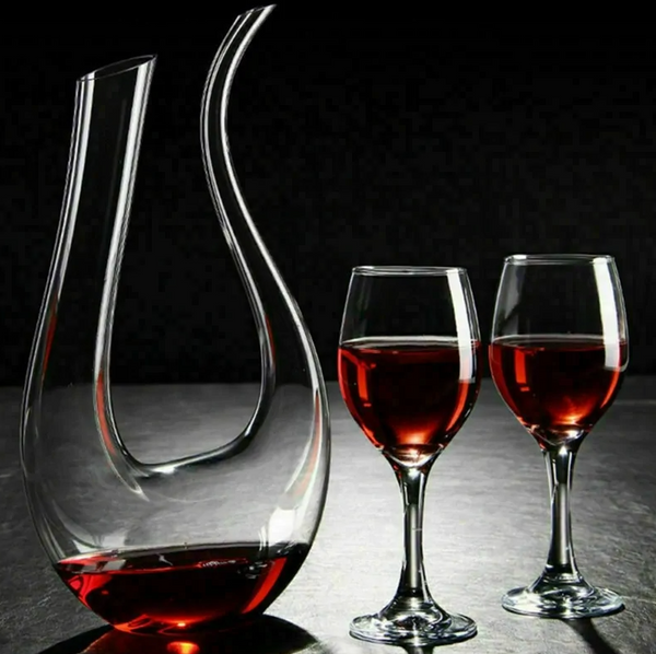 https://arayaexpres.com/products/crystal-wine-decanter-bottle?_pos=1&_sid=76f971cdb&_ss=r